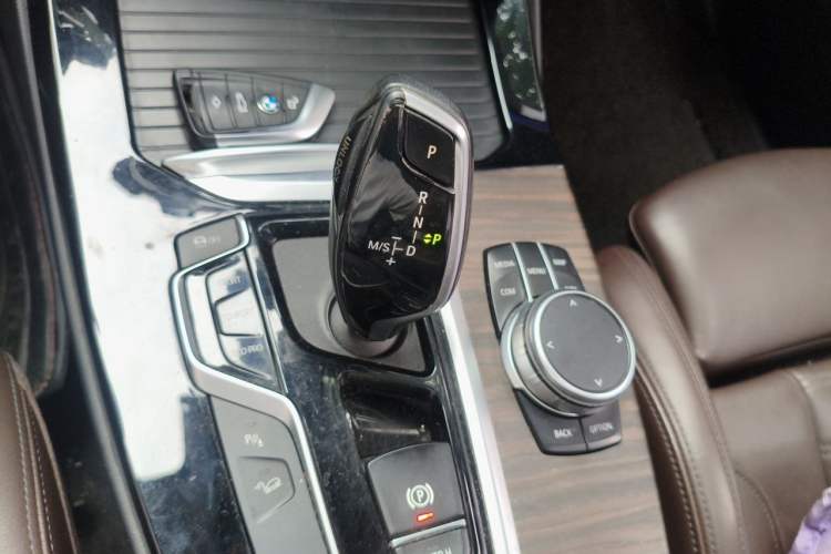 Used BMW X3 2018 xDrive28i Luxury Package China VI Emission Standard Gear Lever