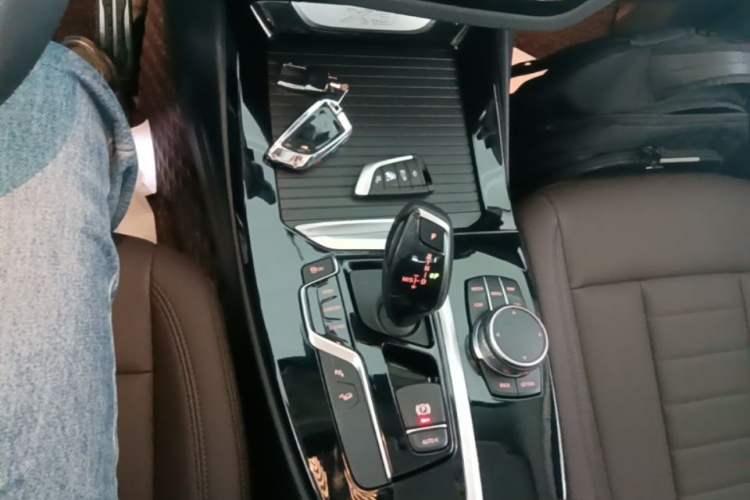 Used BMW X3 2018 xDrive25i M Sport Package China VI Gear Lever