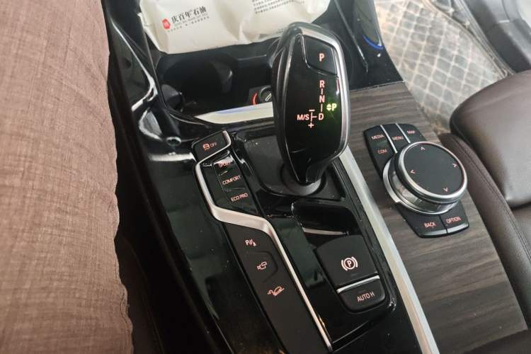 Used BMW X3 2018 xDrive28i Luxury Package China VI Emission Standard Gear Lever
