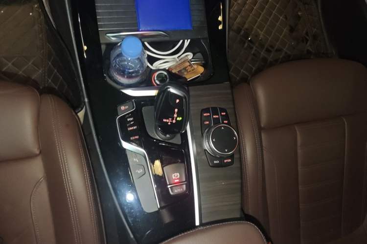 Used BMW X3 2018 xDrive28i Luxury Package China VI Emission Standard Gear Lever