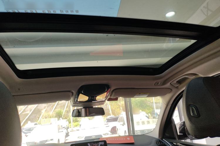 Used BMW X3 2018 xDrive25i Luxury Package China VI Emission Standard Headliner