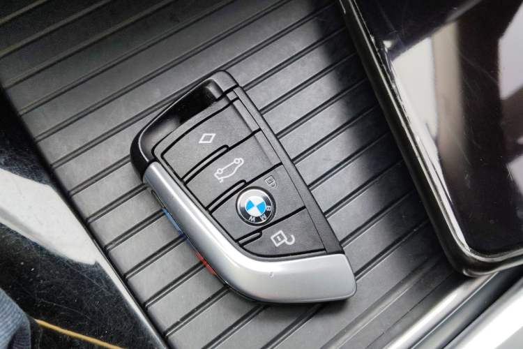 Used BMW X3 2018 xDrive28i M Sport Package China VI Interior 1