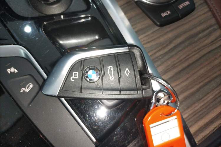 Used BMW X3 2018 xDrive28i Luxury Package China VI Emission Standard Interior 1