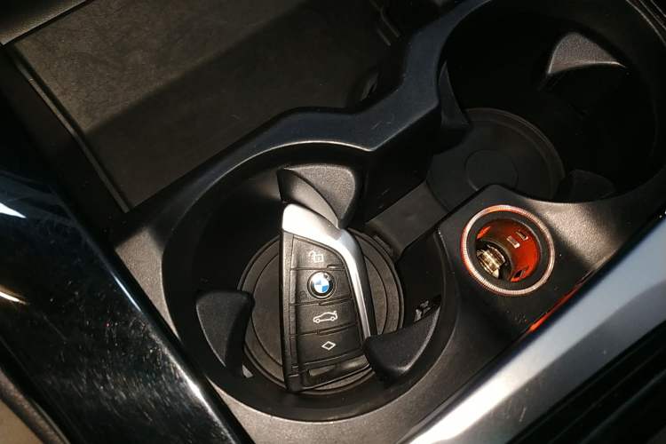 Used BMW X3 2018 xDrive28i M Sport Package China VI Interior 1