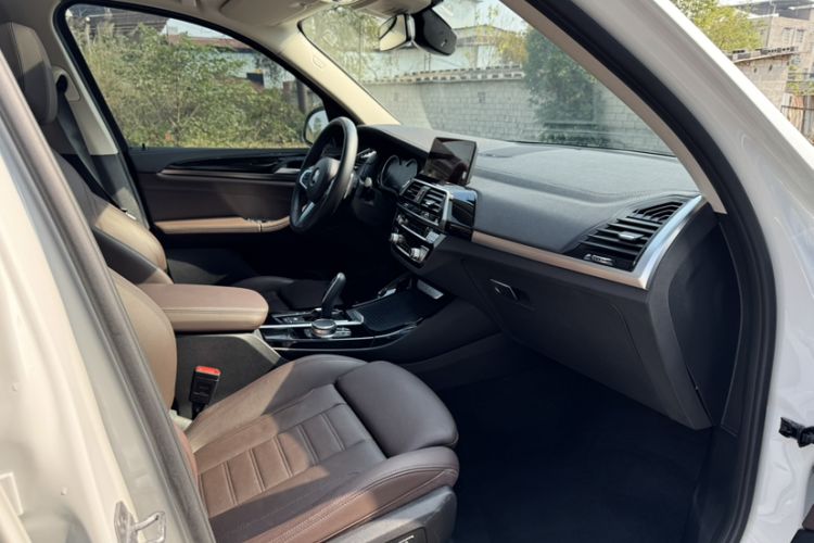 Used BMW X3 2018 xDrive28i M Sport Package China VI Interior 2