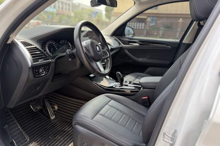 Used BMW X3 2018 xDrive25i M Sport Package China V Interior 2