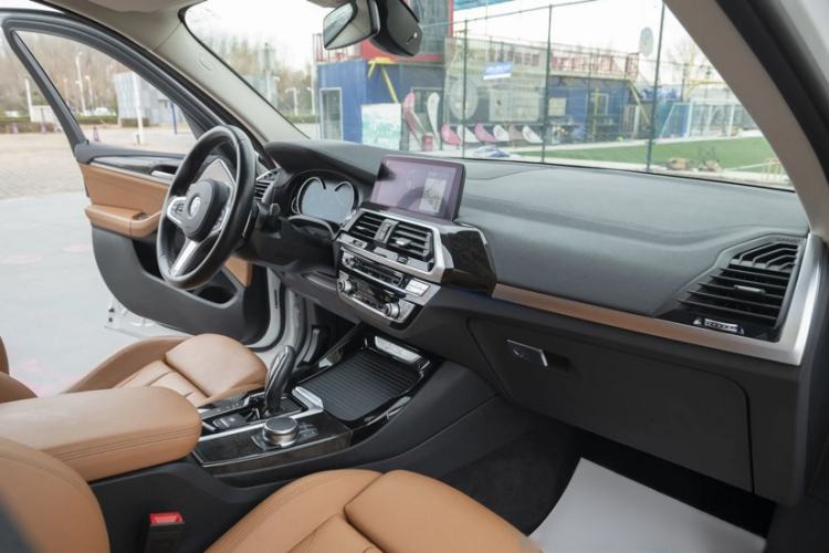 Used BMW X3 2018 xDrive30i Luxury Edition M Sport Package China VI Interior 3