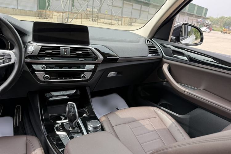 Used BMW X3 2018 xDrive25i M Sport Package China V Interior 6