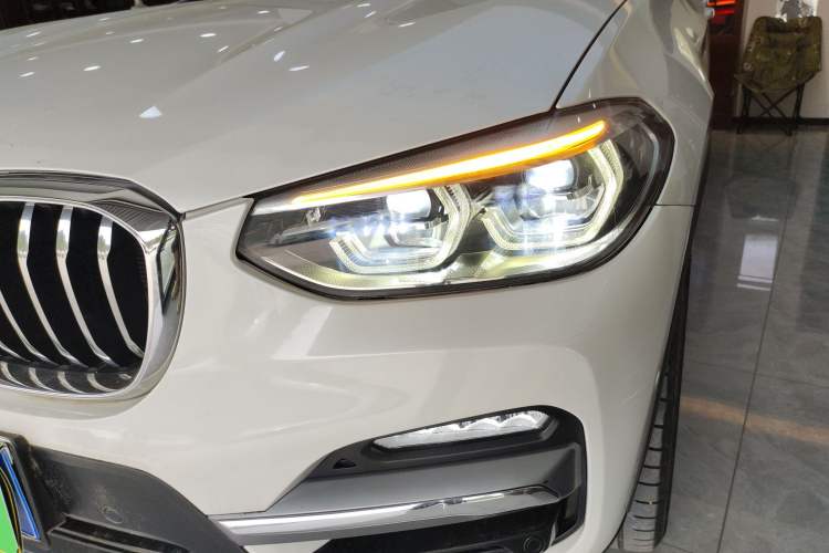 Used BMW X3 2018 xDrive25i Luxury Package China VI Emission Standard Left Front Headlight