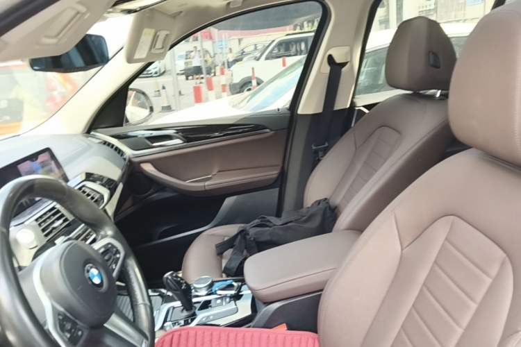 Used BMW X3 2018 xDrive25i M Sport Package China V Left Front Seat