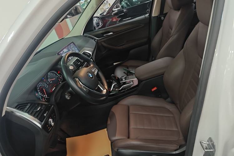 Used BMW X3 2018 xDrive28i Luxury Package China VI Emission Standard Left Front Seat