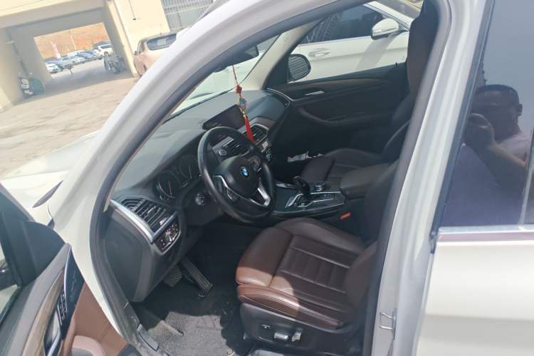 Used BMW X3 2018 xDrive28i Luxury Package China VI Emission Standard Left Front Seat