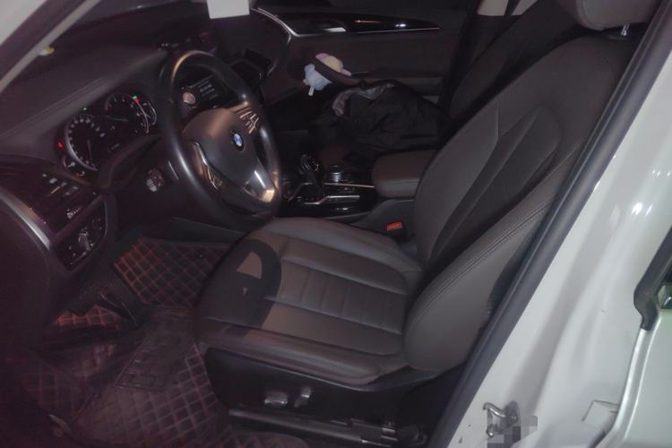 Used BMW X3 2018 xDrive25i Luxury Package China V Left Front Seat