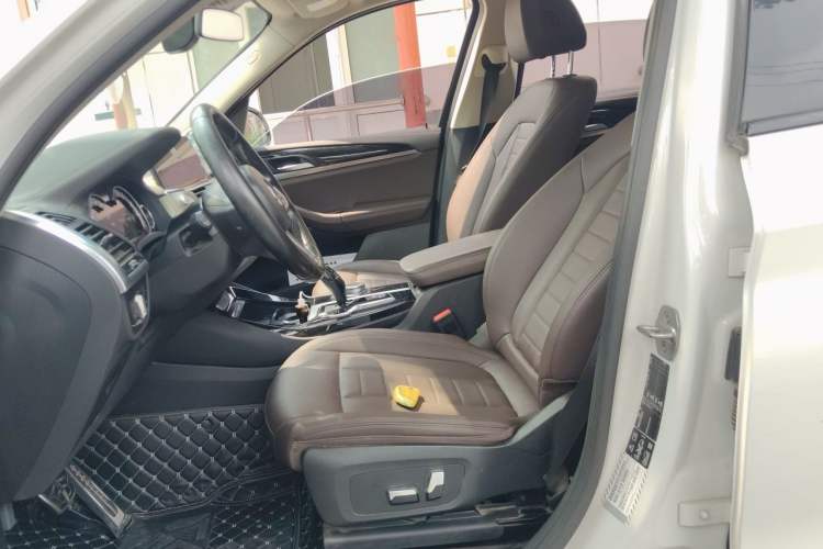 Used BMW X3 2018 xDrive25i M Sport Package China V Left Front Seat