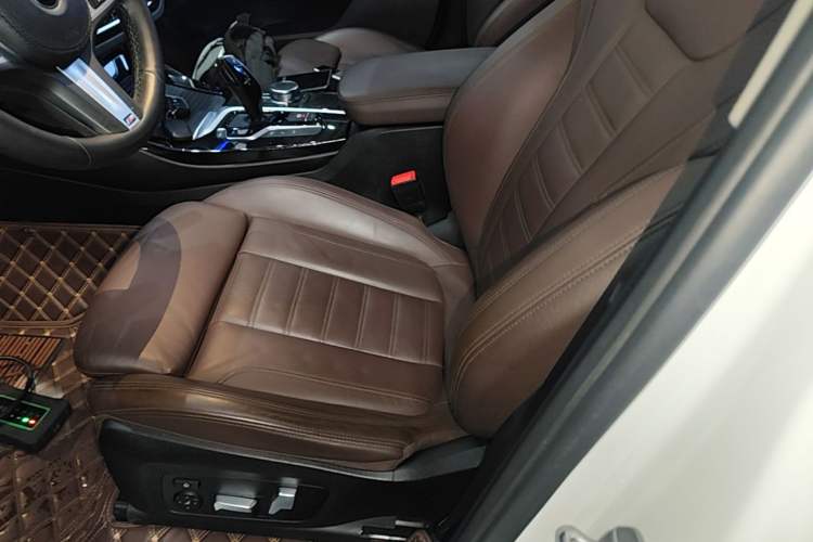 Used BMW X3 2018 xDrive30i Luxury Edition M Sport Package China VI Left Front Seat