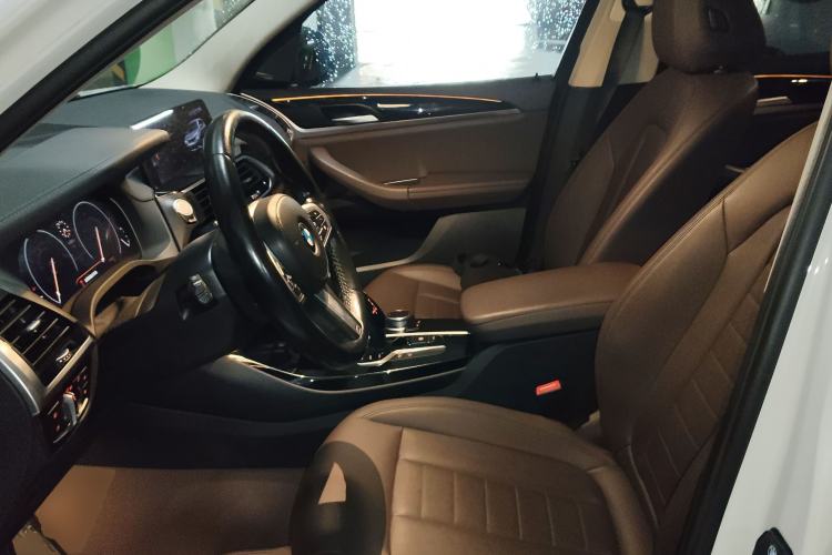 Used BMW X3 2018 xDrive25i M Sport Package China V Left Front Seat