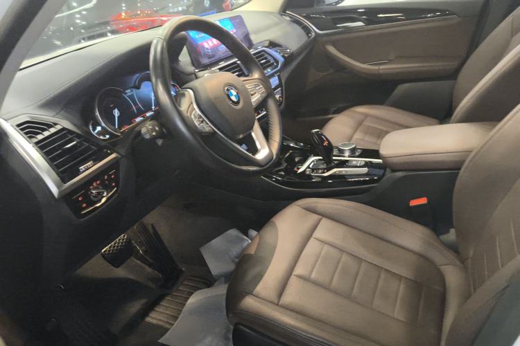 Used BMW X3 2018 xDrive25i Luxury Package China VI Emission Standard Left Front Seat
