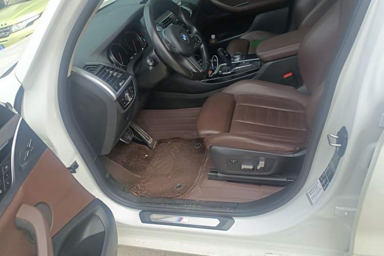 Used BMW X3 2018 xDrive28i M Sport Package China VI Left Front Seat