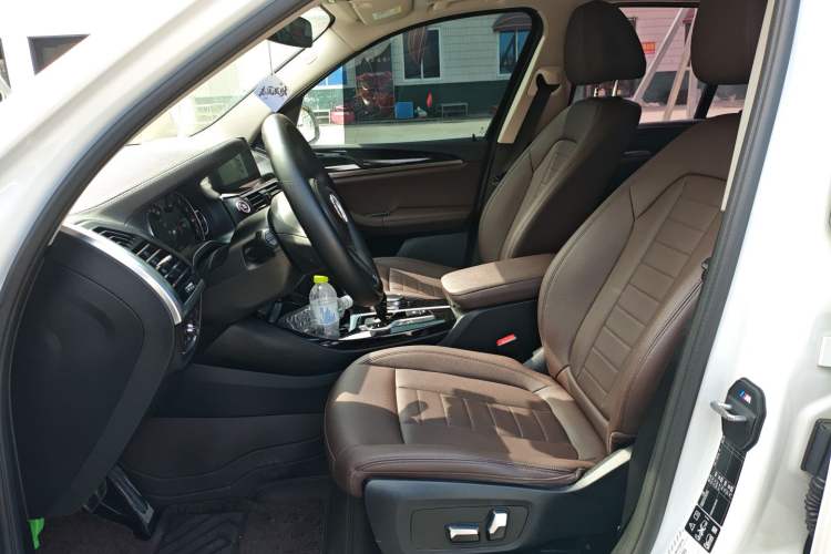 Used BMW X3 2018 xDrive25i M Sport Package China V Left Front Seat