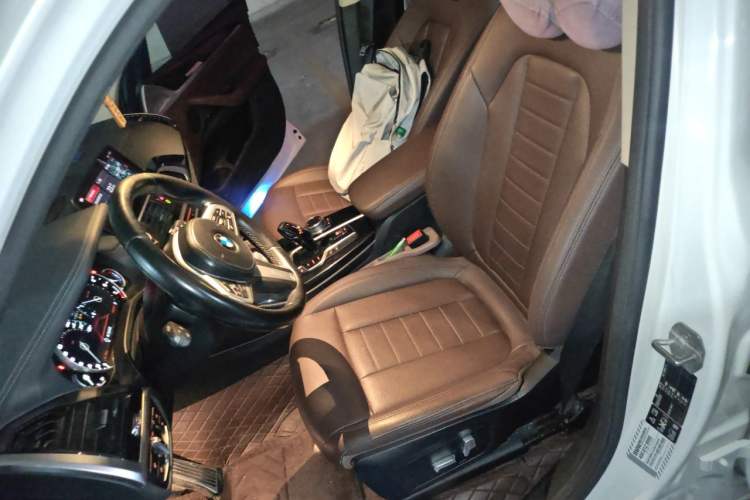 Used BMW X3 2018 xDrive25i M Sport Package China VI Left Front Seat