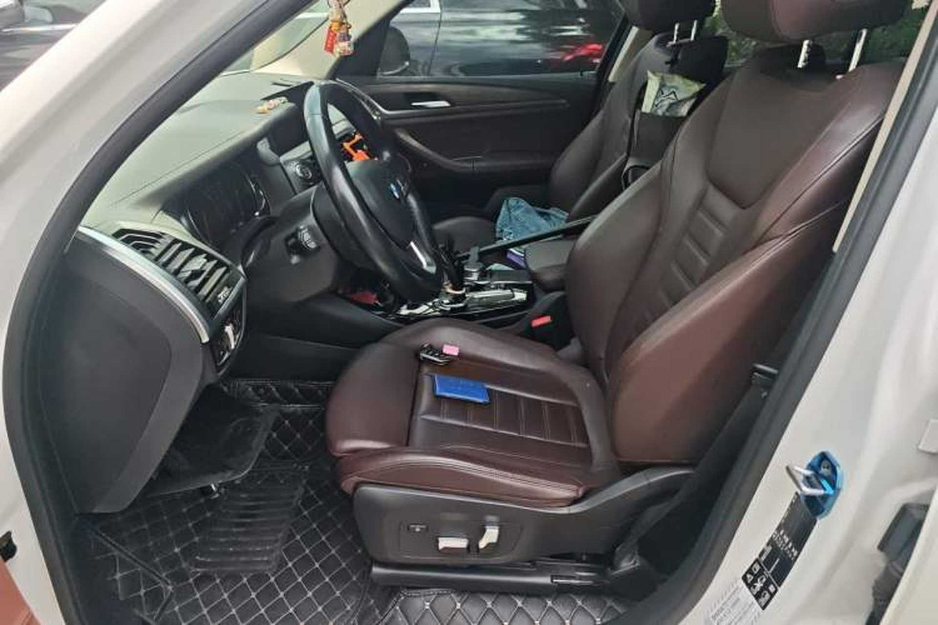 Used BMW X3 2018 xDrive28i Luxury Package China VI Emission Standard Left Front Seat