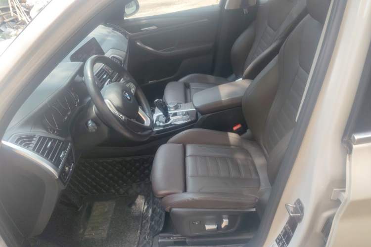 Used BMW X3 2018 xDrive28i Luxury Package China V Left Front Seat
