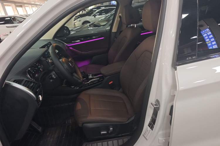 Used BMW X3 2018 xDrive25i M Sport Package China V Left Front Seat