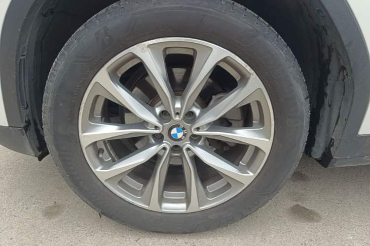 Used BMW X3 2018 xDrive25i Luxury Package China VI Emission Standard Left Front Wheel Hub