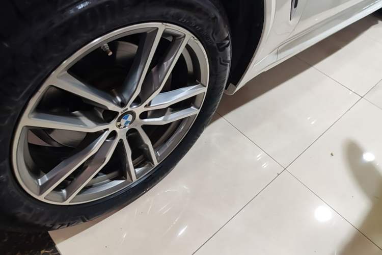 Used BMW X3 2018 xDrive28i M Sport Package China VI Left Front Wheel Hub