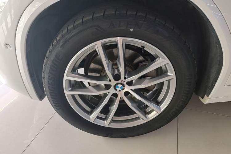 Used BMW X3 2018 xDrive25i M Sport Package China V Left Front Wheel Hub