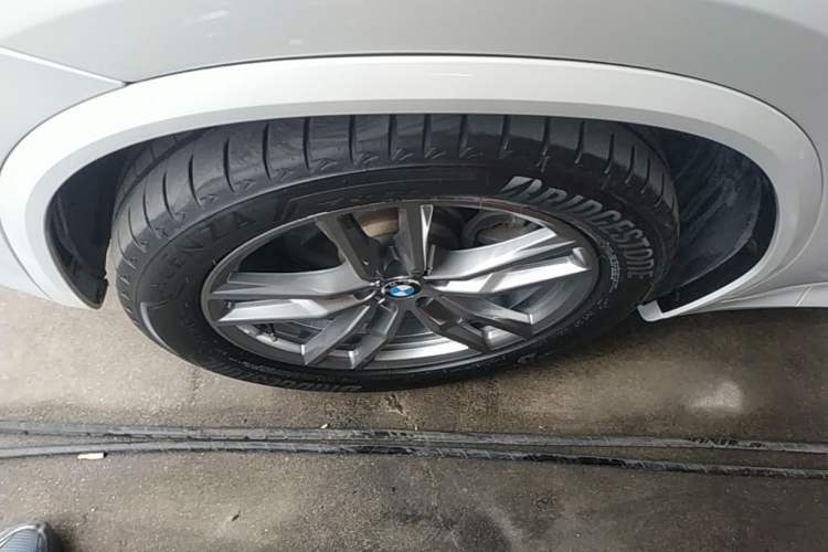 Used BMW X3 2018 xDrive25i M Sport Package China VI Left Front Wheel Hub