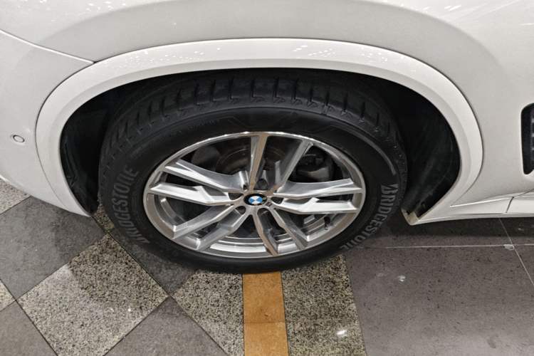 Used BMW X3 2018 xDrive25i M Sport Package China V Left Front Wheel Hub