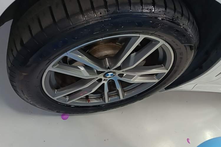 Used BMW X3 2018 xDrive25i M Sport Package China VI Left Front Wheel Hub
