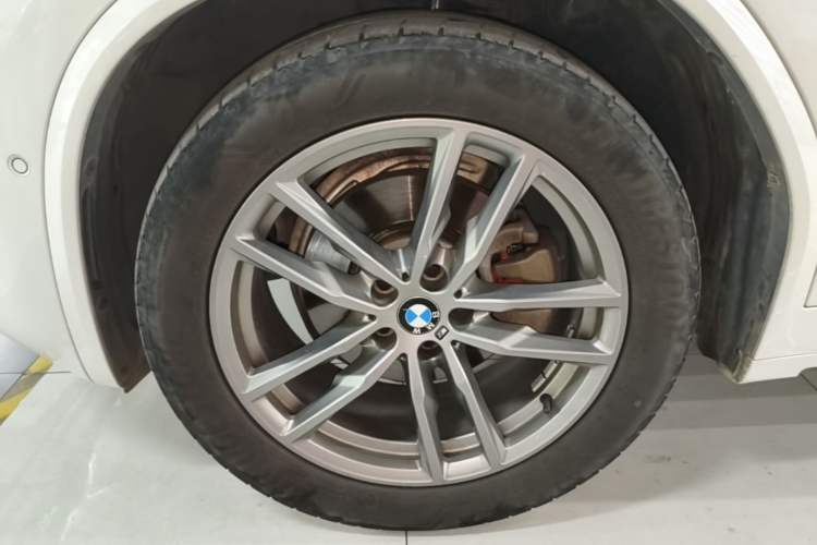 Used BMW X3 2018 xDrive28i M Sport Package China VI Left Front Wheel Hub