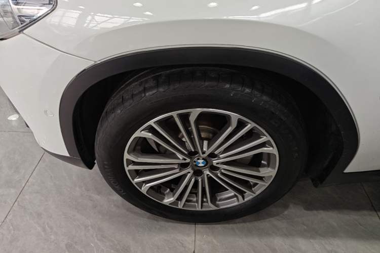Used BMW X3 2018 xDrive28i Luxury Package China VI Emission Standard Left Front Wheel Hub