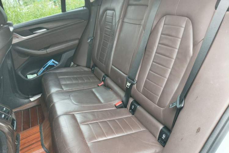 Used BMW X3 2018 xDrive28i Luxury Package China V Left Rear Seat