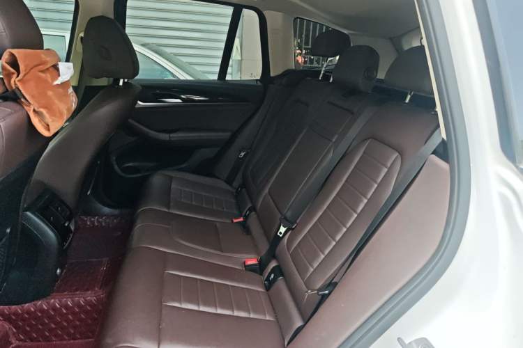 Used BMW X3 2018 xDrive25i Luxury Package China VI Emission Standard Left Rear Seat