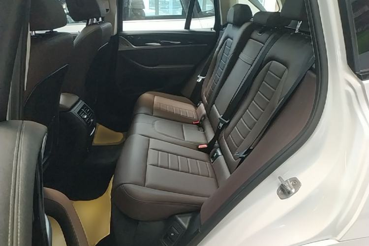 Used BMW X3 2018 xDrive25i M Sport Package China VI Left Rear Seat
