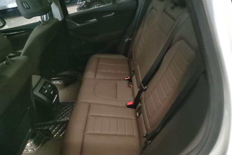Used BMW X3 2018 xDrive25i Luxury Package China VI Emission Standard Left Rear Seat