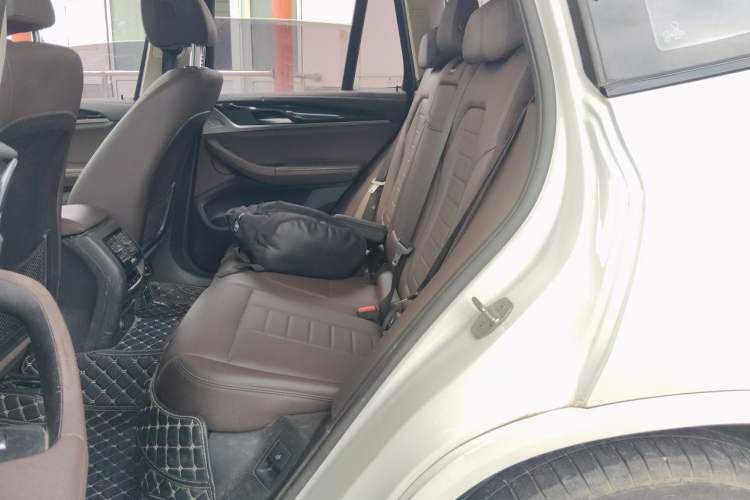 Used BMW X3 2018 xDrive25i M Sport Package China V Left Rear Seat