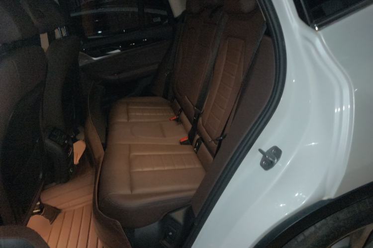 Used BMW X3 2018 xDrive25i Luxury Package China V Left Rear Seat