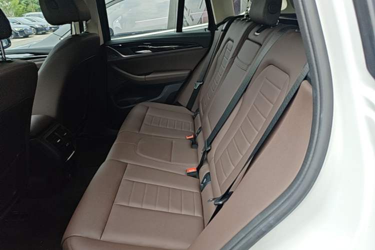 Used BMW X3 2018 xDrive25i M Sport Package China V Left Rear Seat