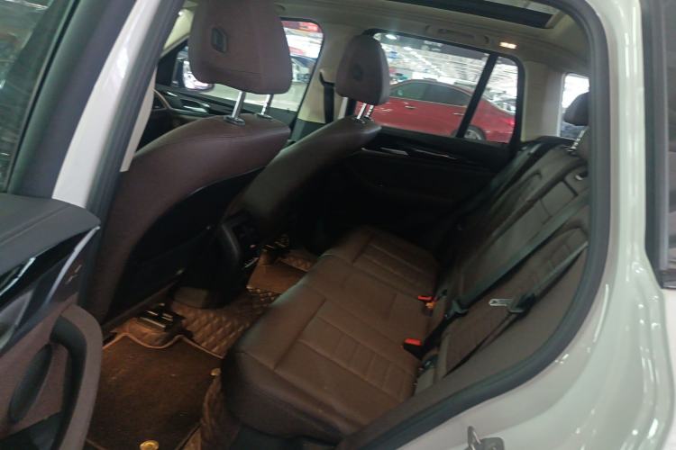 Used BMW X3 2018 xDrive25i M Sport Package China V Left Rear Seat