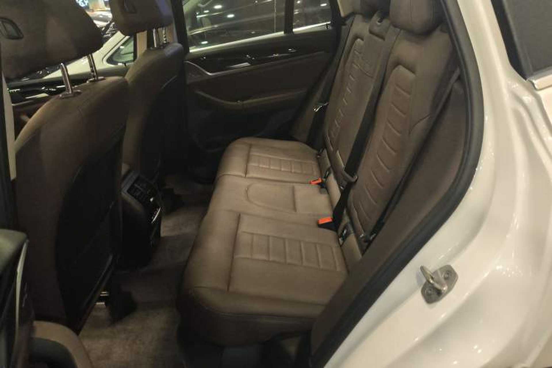 Used BMW X3 2018 xDrive25i Luxury Package China VI Emission Standard Left Rear Seat