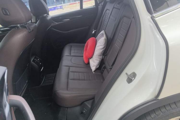 Used BMW X3 2018 xDrive25i Luxury Package China VI Emission Standard Left Rear Seat
