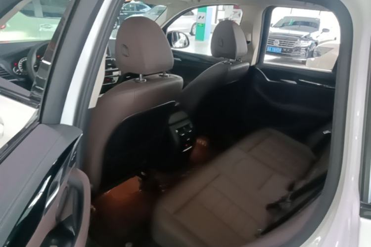 Used BMW X3 2018 xDrive25i M Sport Package China VI Left Rear Seat