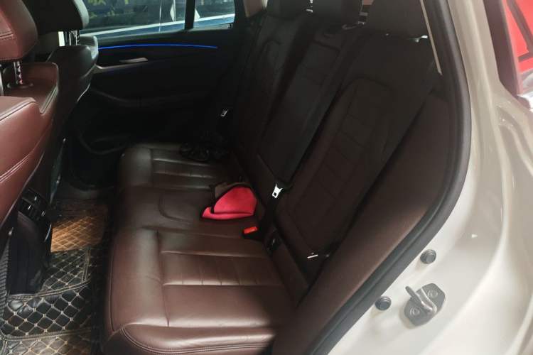 Used BMW X3 2018 xDrive28i Luxury Package China VI Emission Standard Left Rear Seat