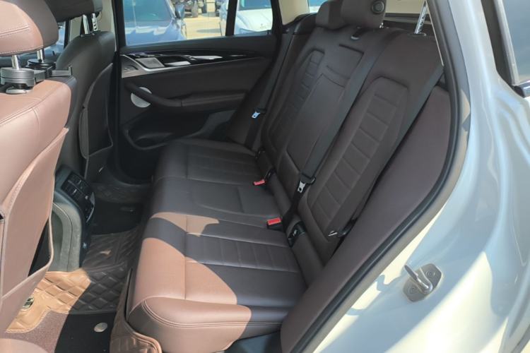 Used BMW X3 2018 xDrive25i M Sport Package China VI Left Rear Seat