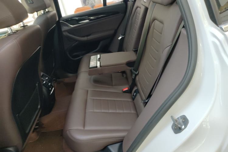 Used BMW X3 2018 xDrive25i Luxury Package China VI Emission Standard Left Rear Seat