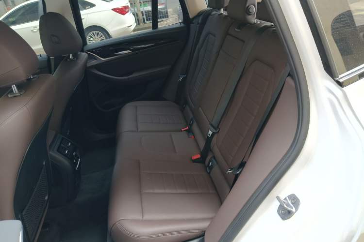 Used BMW X3 2018 xDrive25i M Sport Package China VI Left Rear Seat